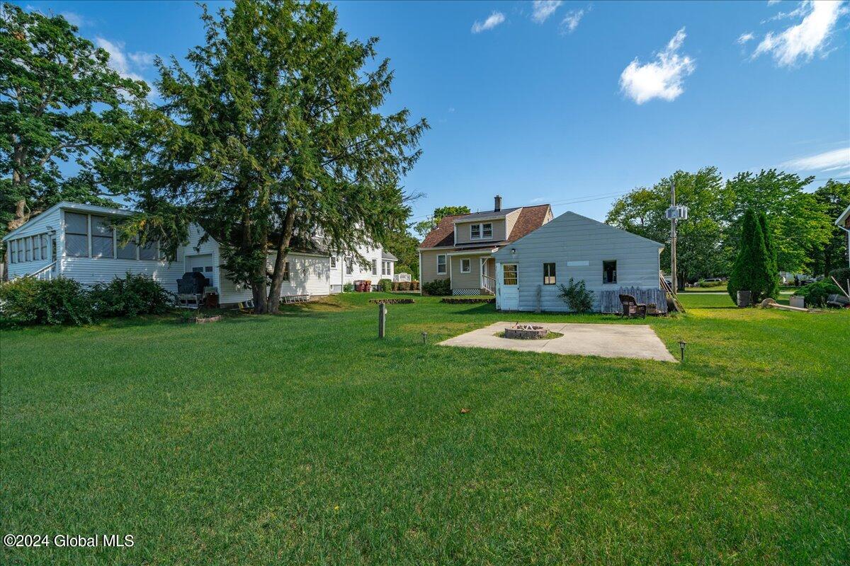 11 Wildwood Avenue