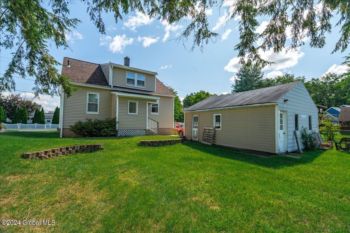 11 Wildwood Avenue