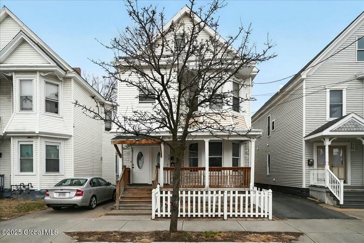 415 Victory Avenue