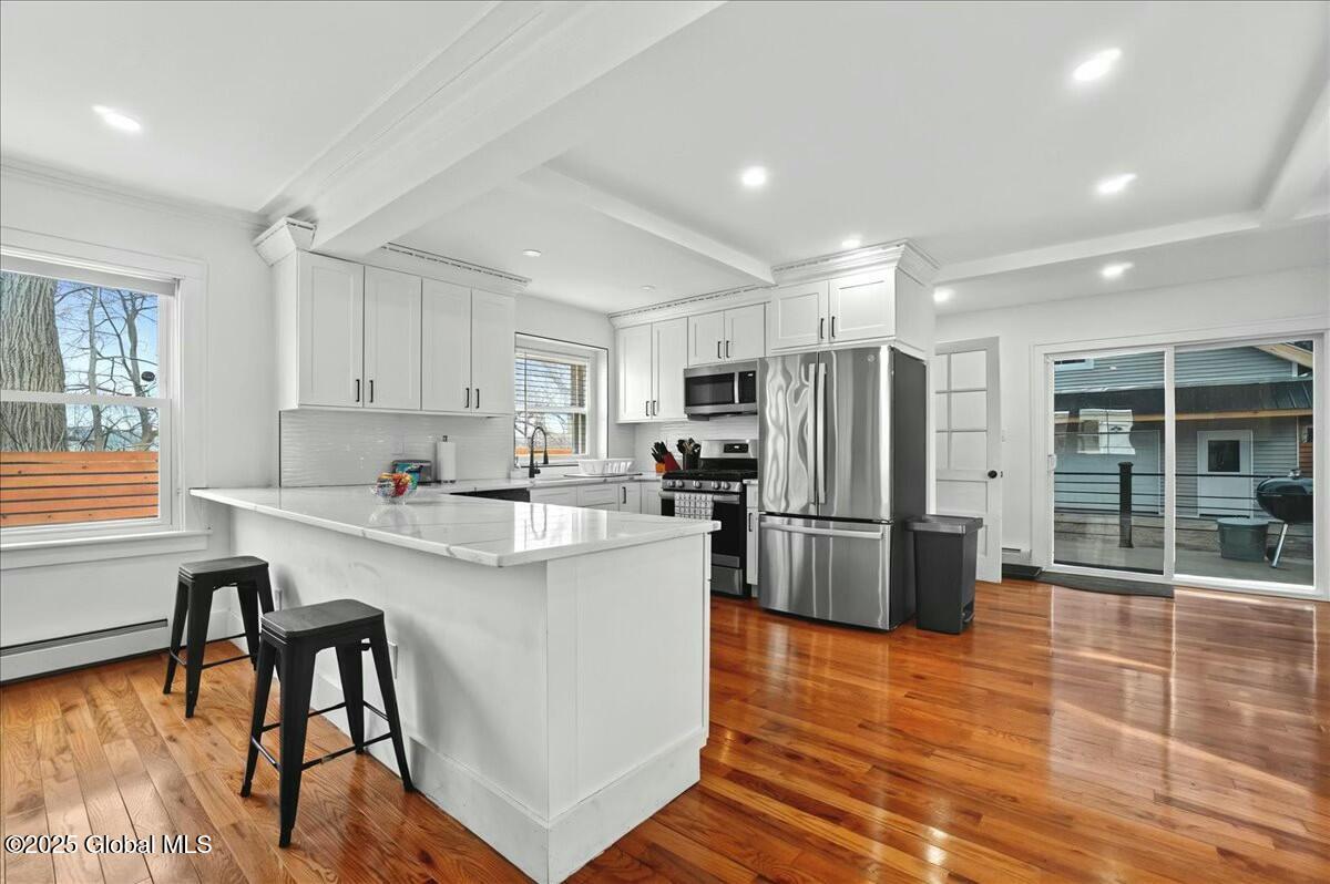 701 Vale Place