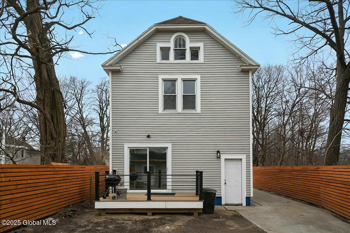 701 Vale Place