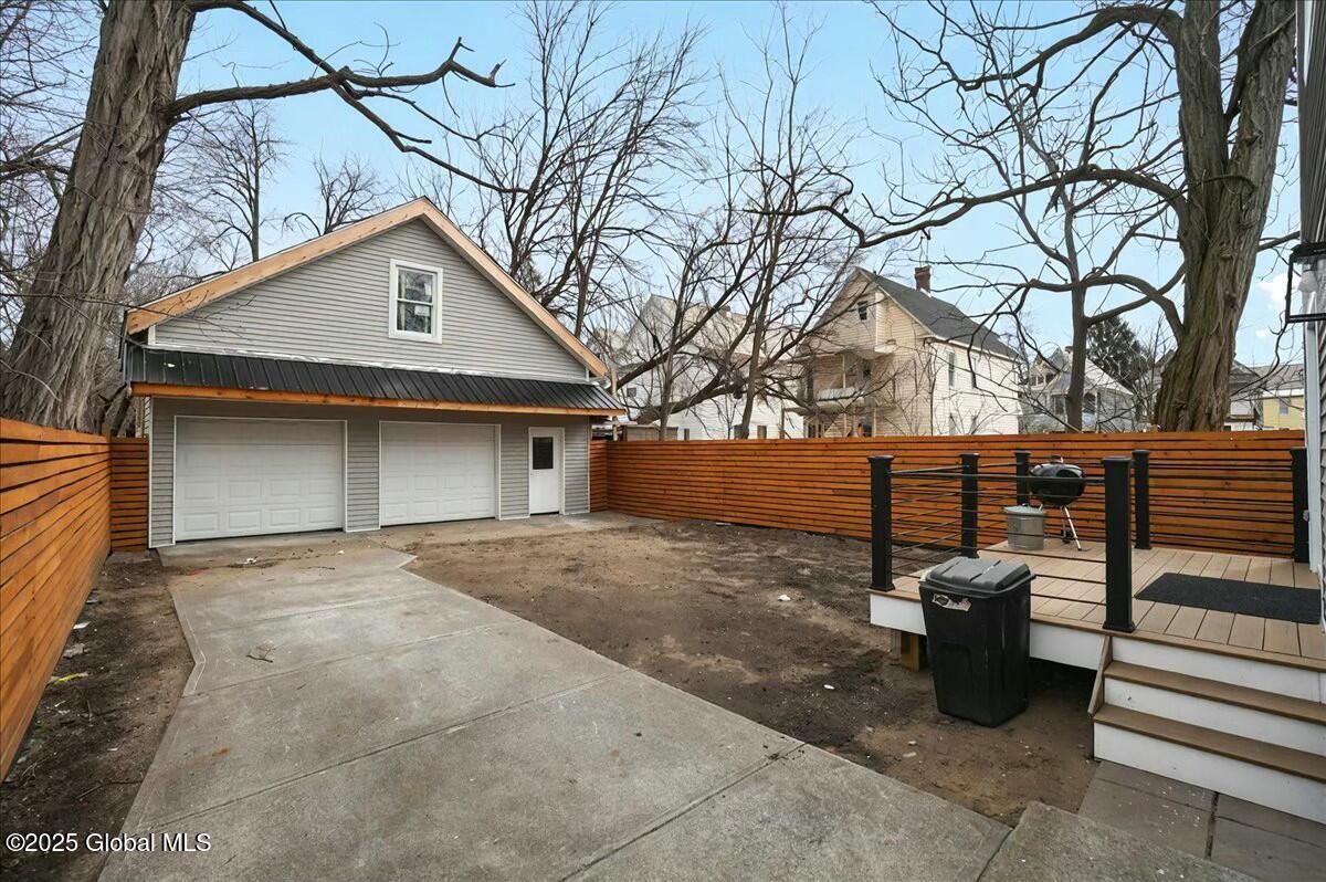 701 Vale Place