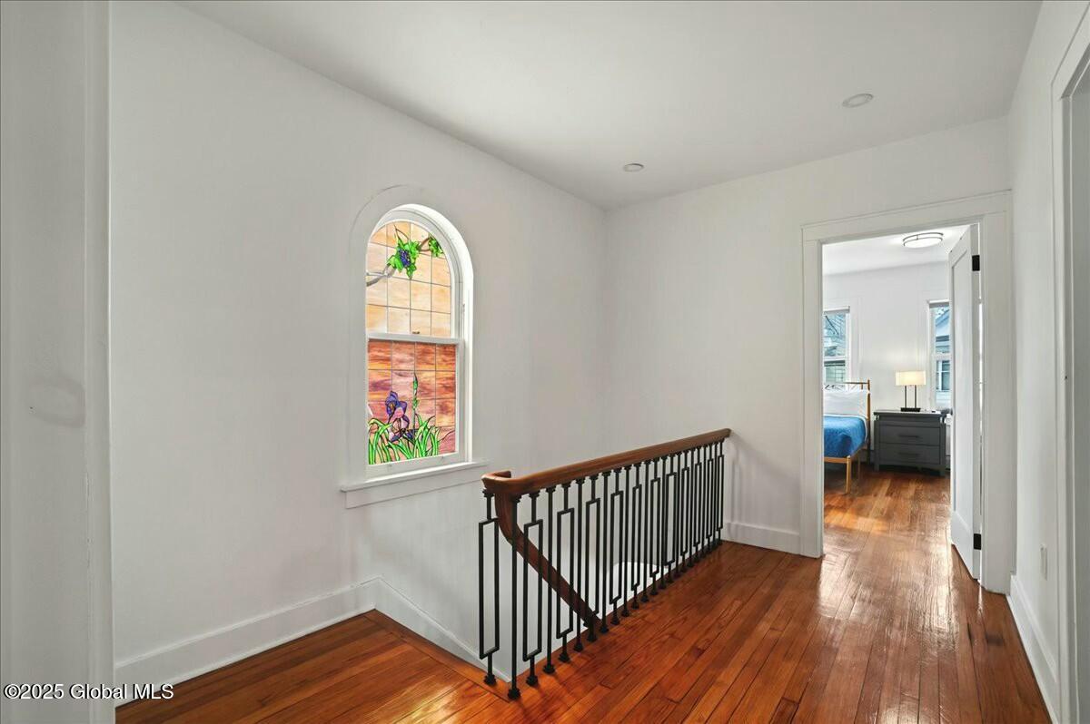 701 Vale Place