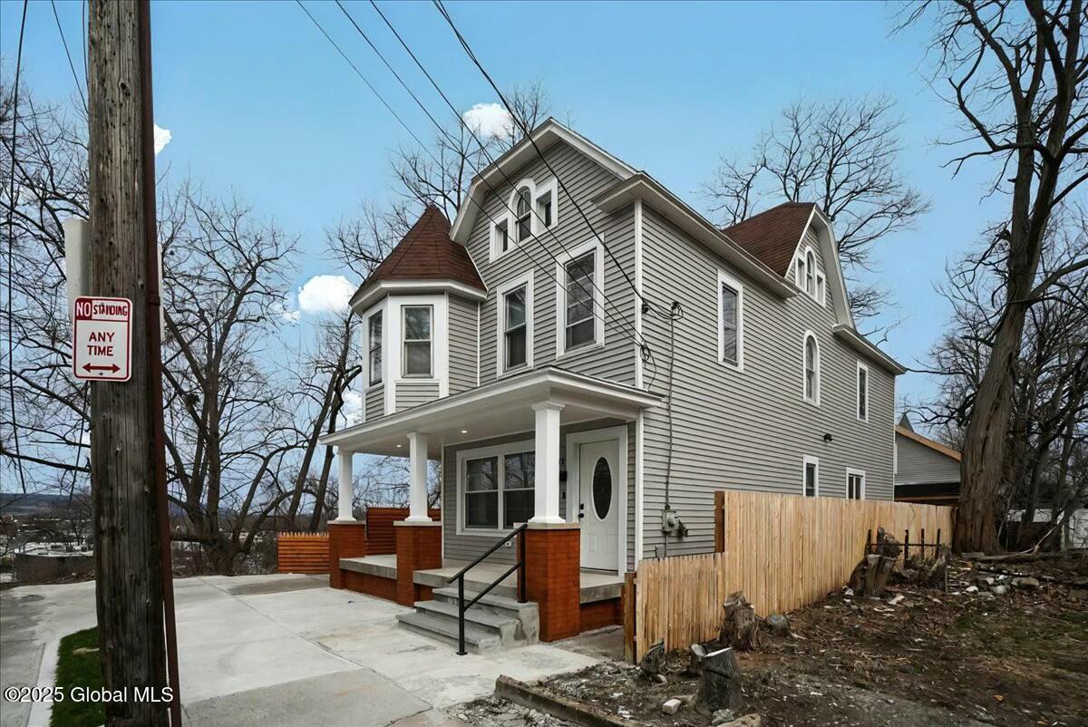 701 Vale Place