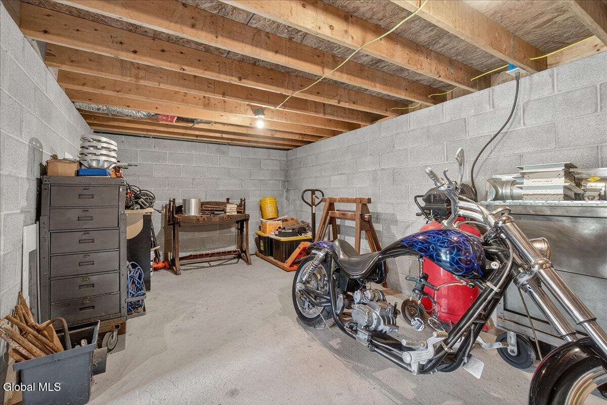 3682 Mariaville Road