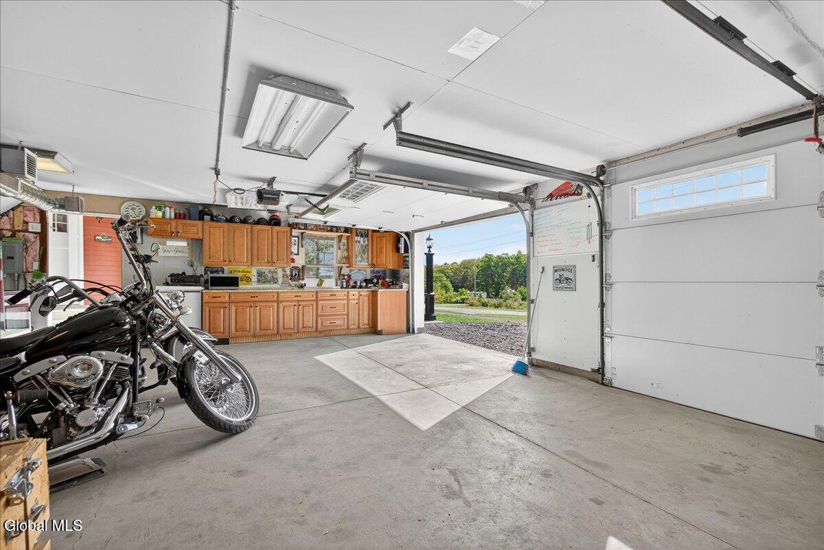 3682 Mariaville Road