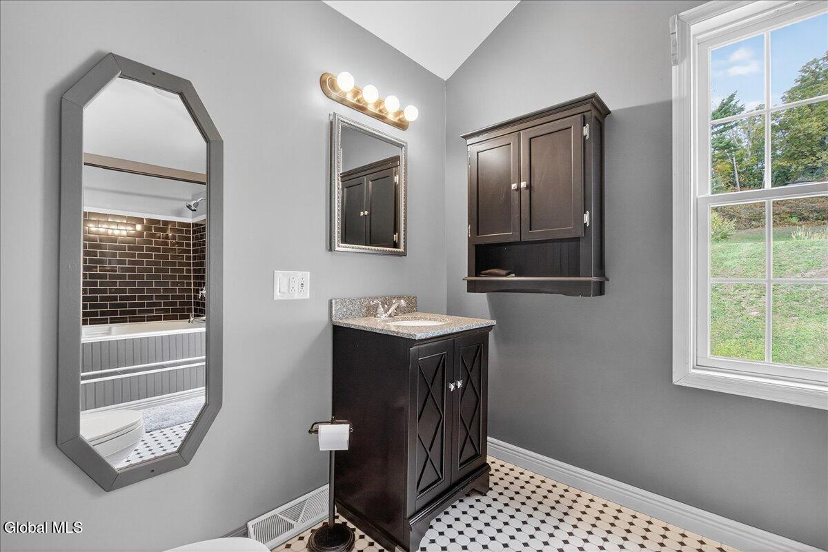 3682 Mariaville Road