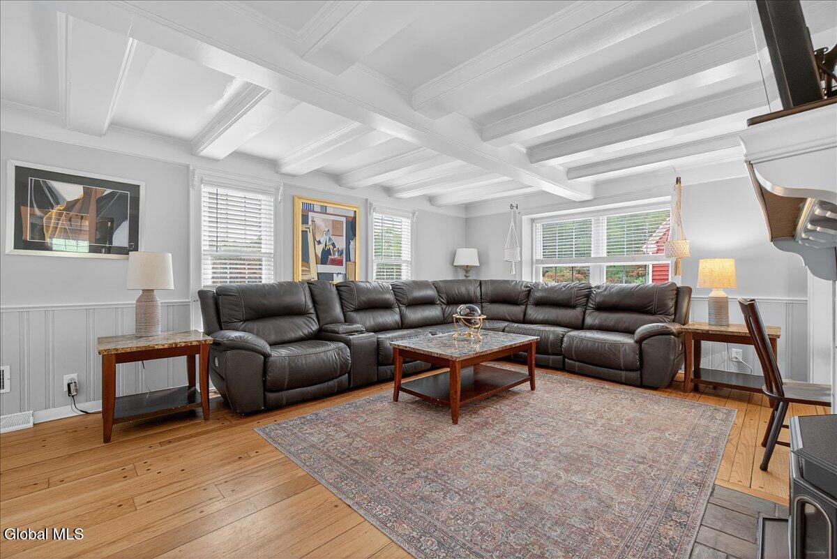 3682 Mariaville Road