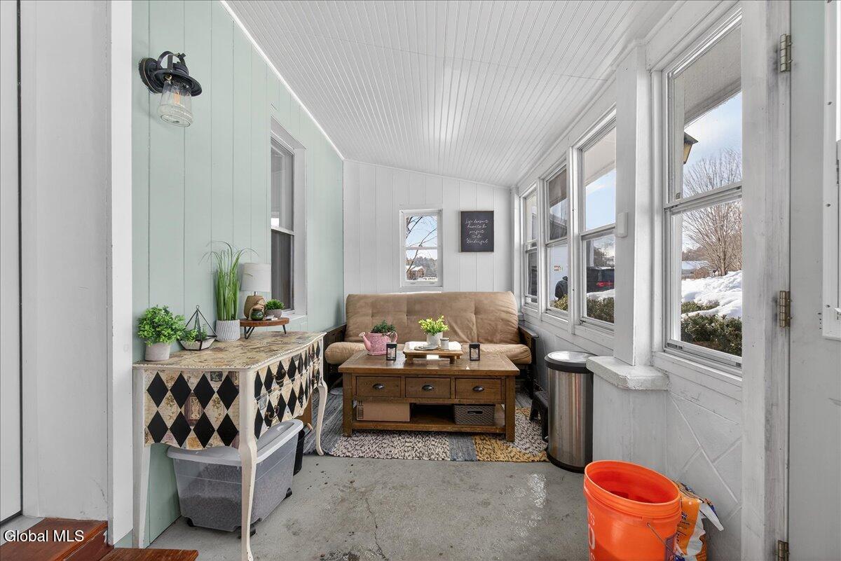 406 Vandenburgh Point Road