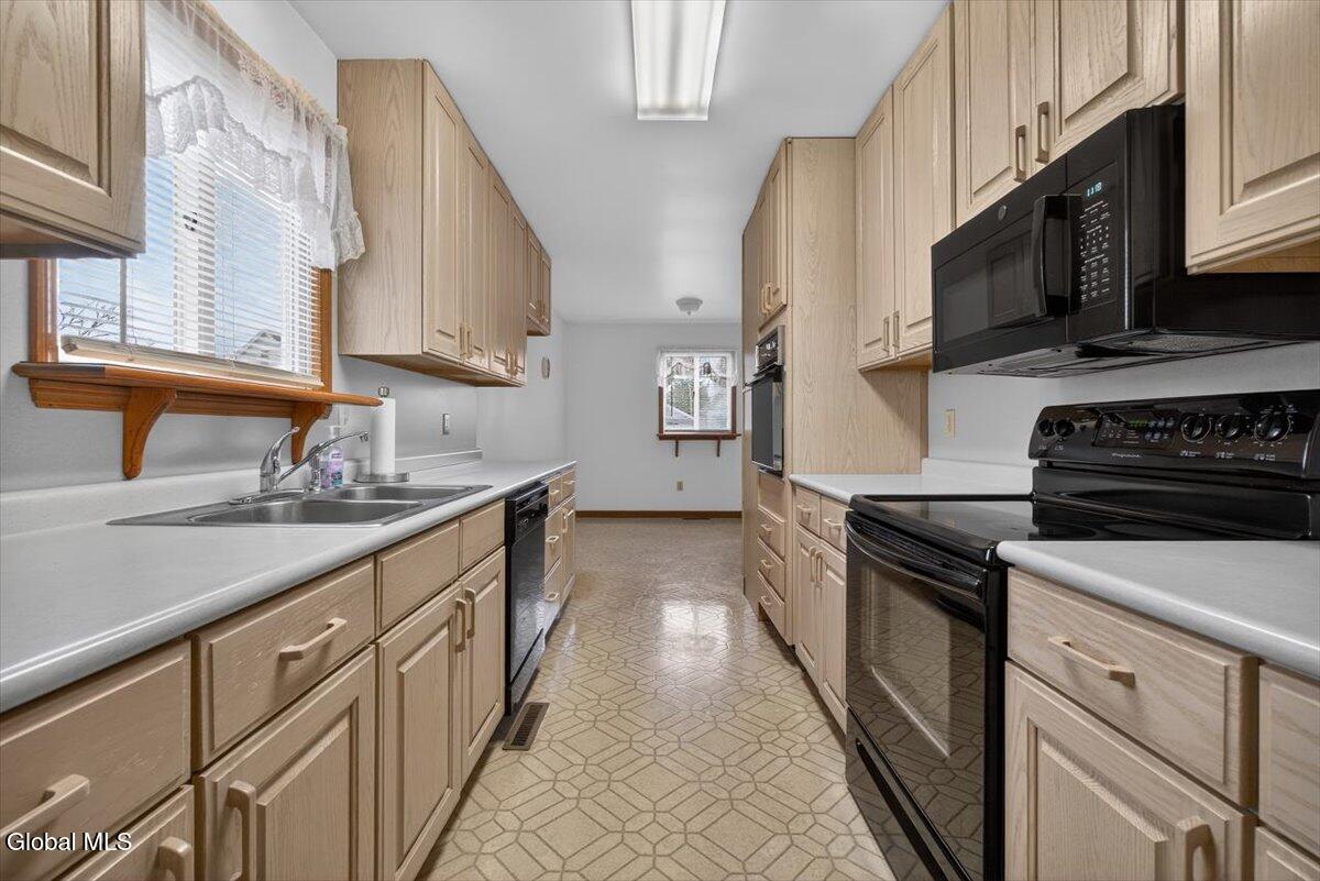 2507 Augustine Avenue