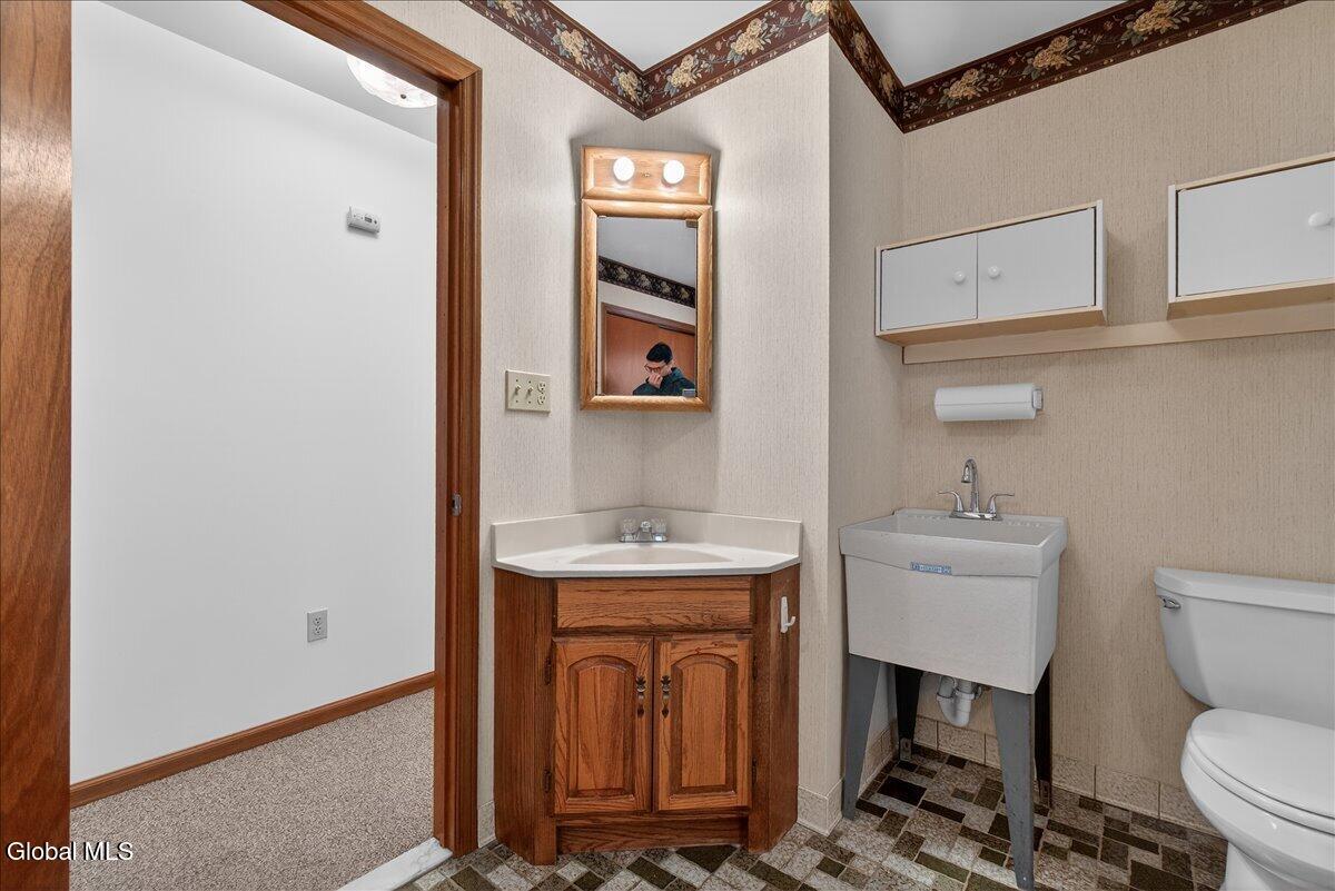 2507 Augustine Avenue