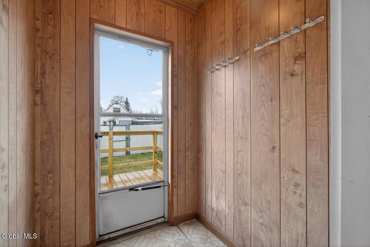 2507 Augustine Avenue