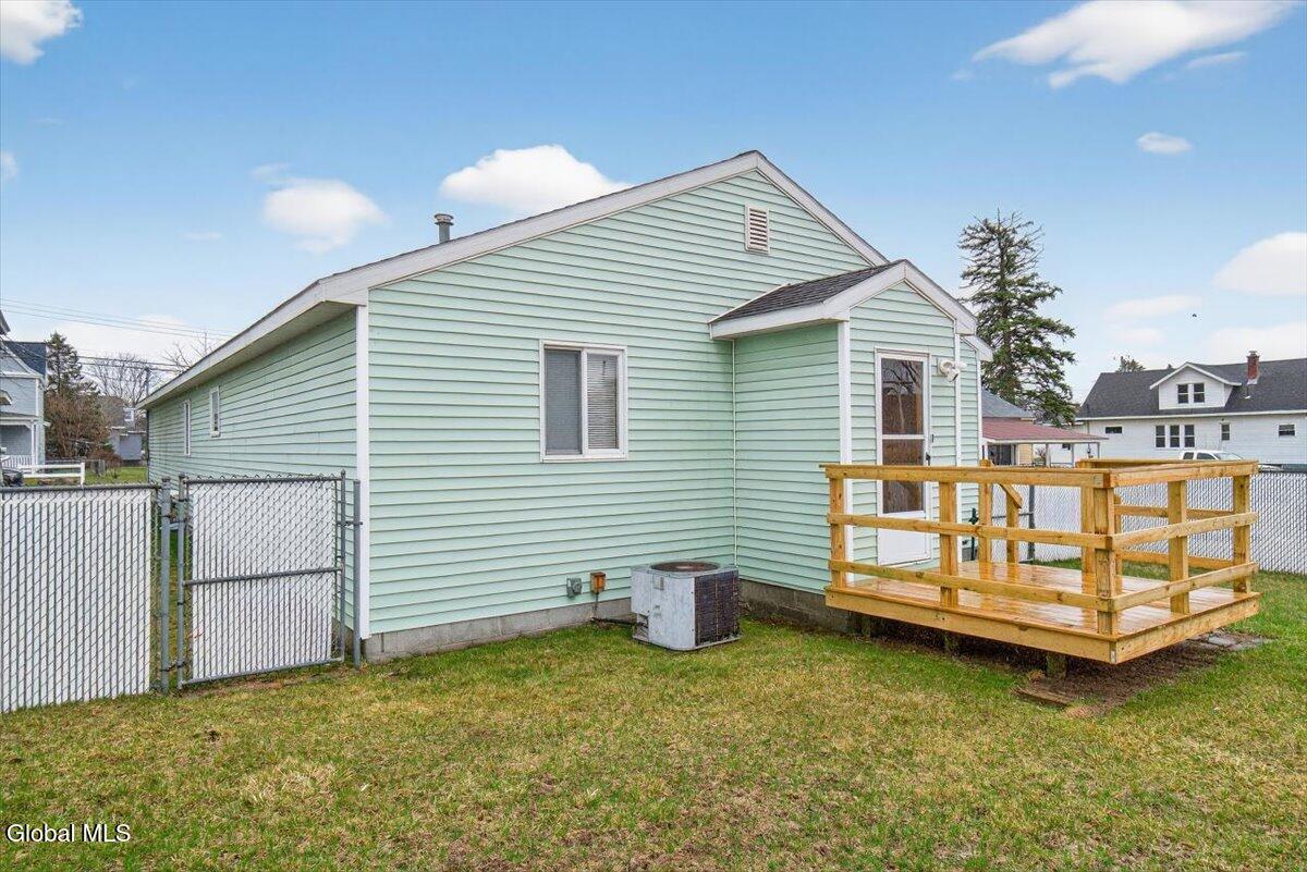 2507 Augustine Avenue