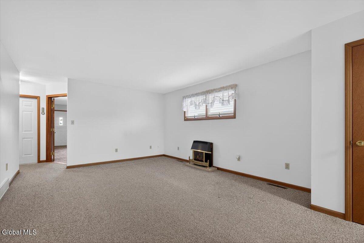 2507 Augustine Avenue