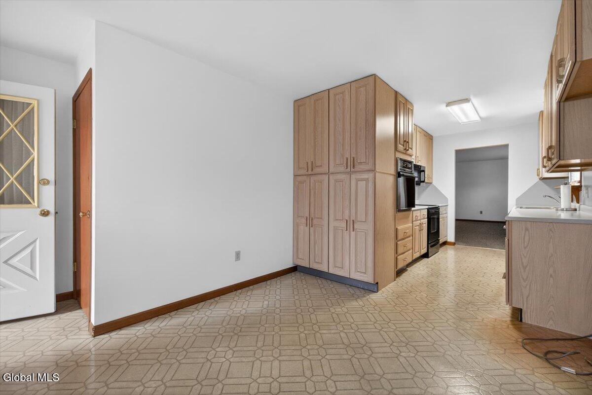 2507 Augustine Avenue