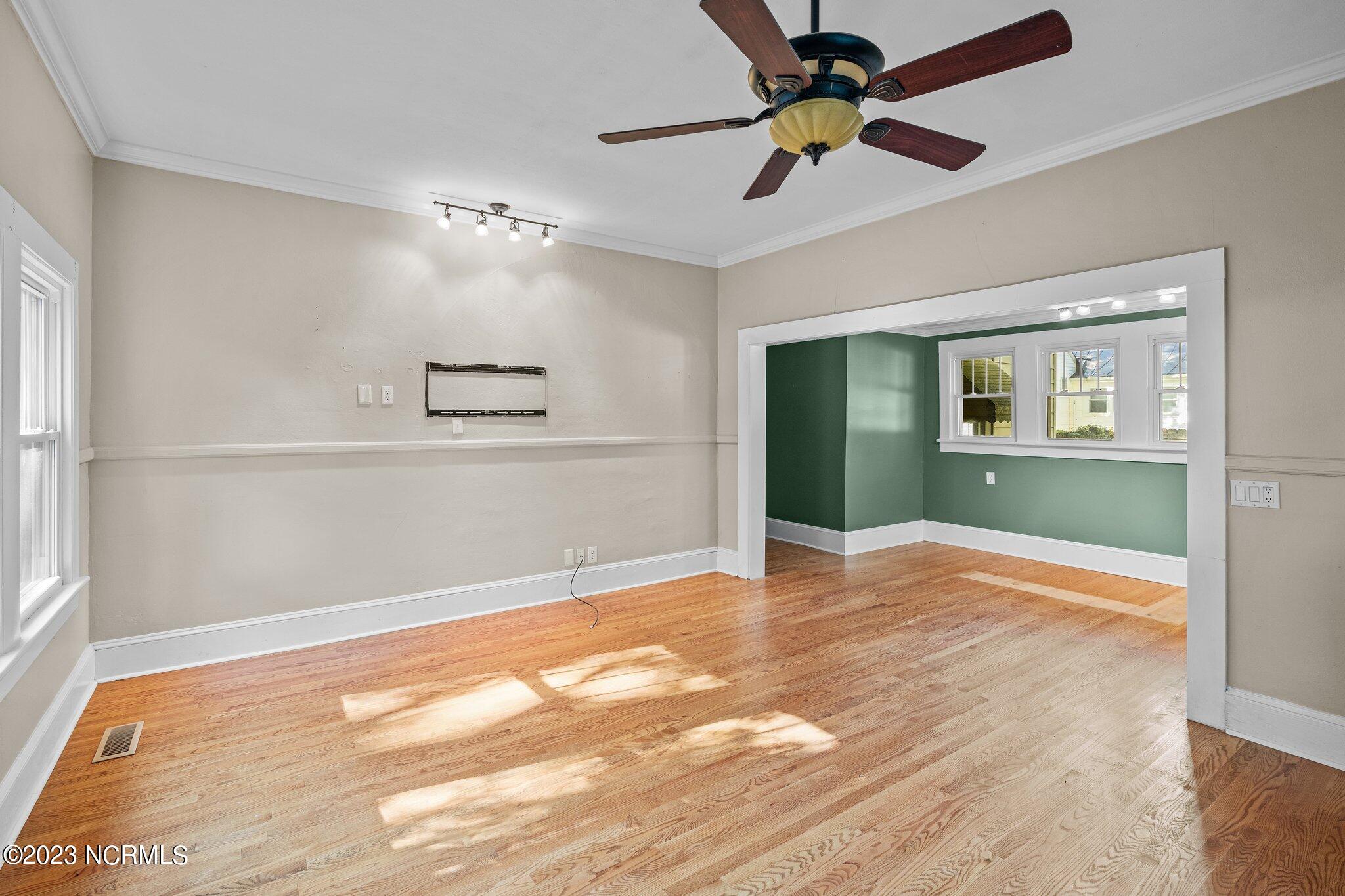 601 Second Street