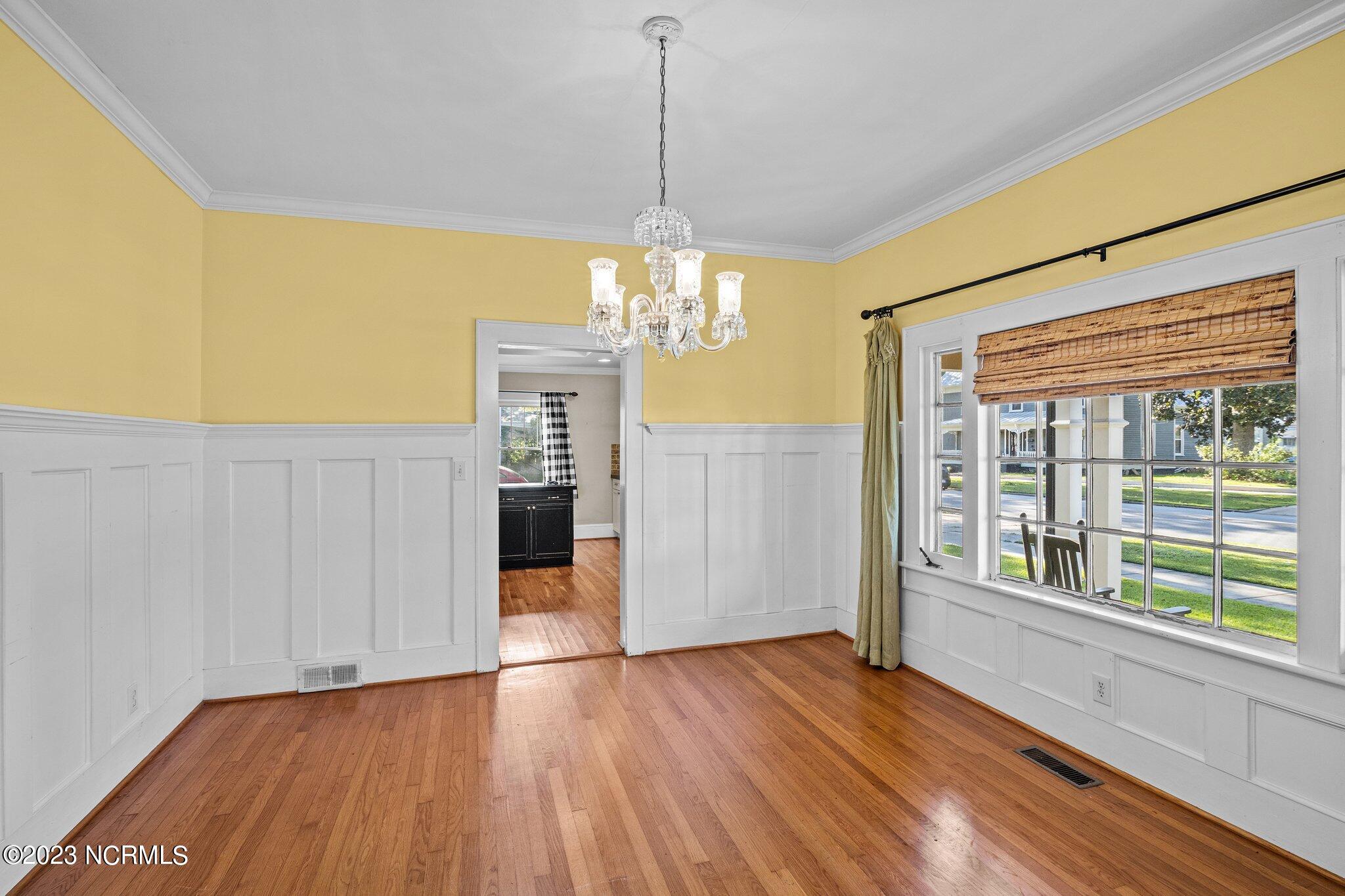 601 Second Street