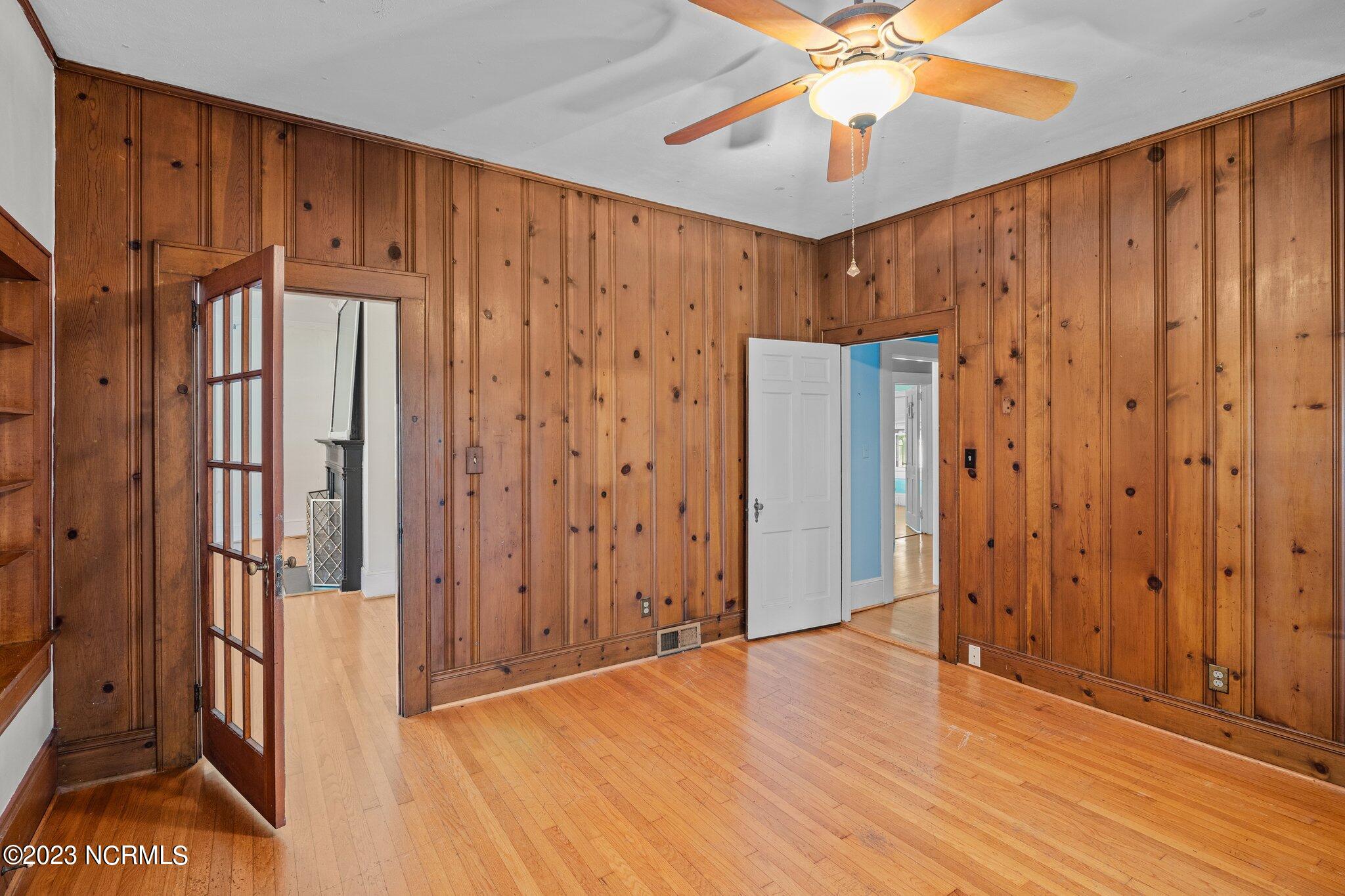 601 Second Street