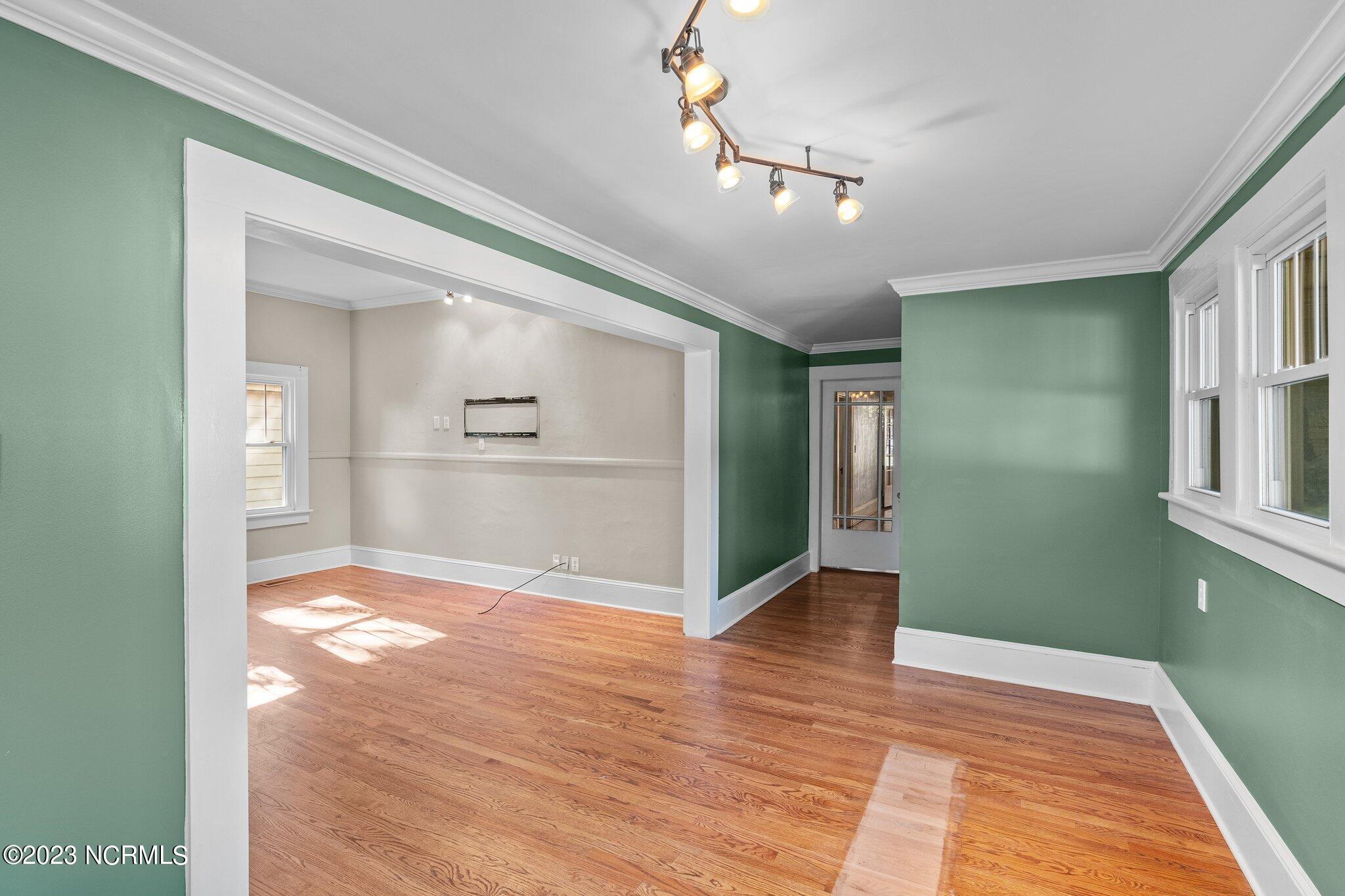 601 Second Street