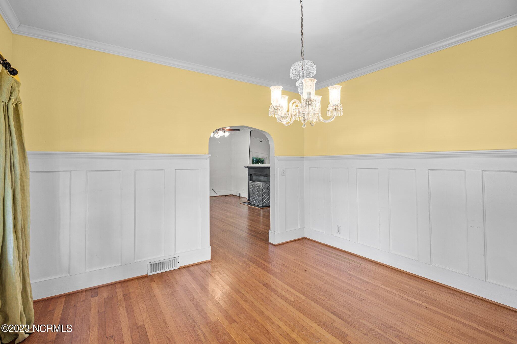 601 Second Street