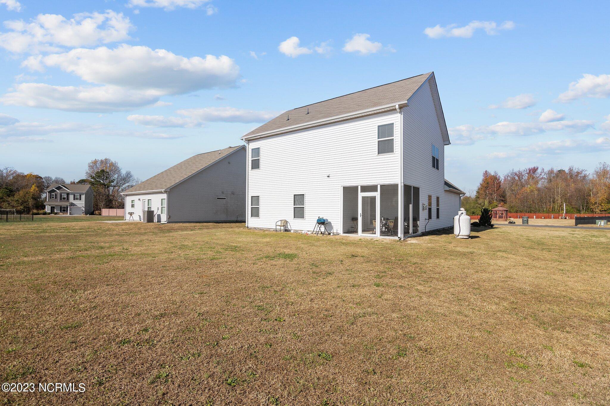 211 Timberline Oak Drive