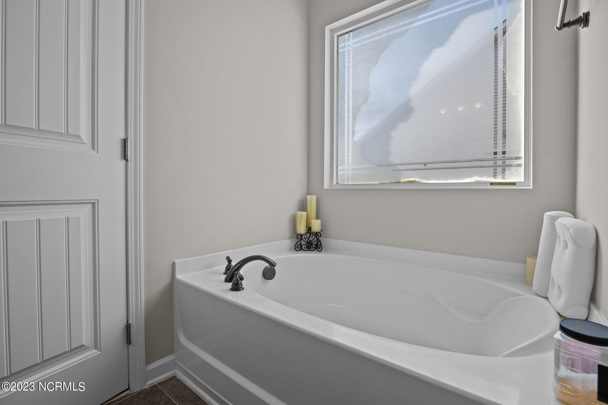 211 Timberline Oak Drive