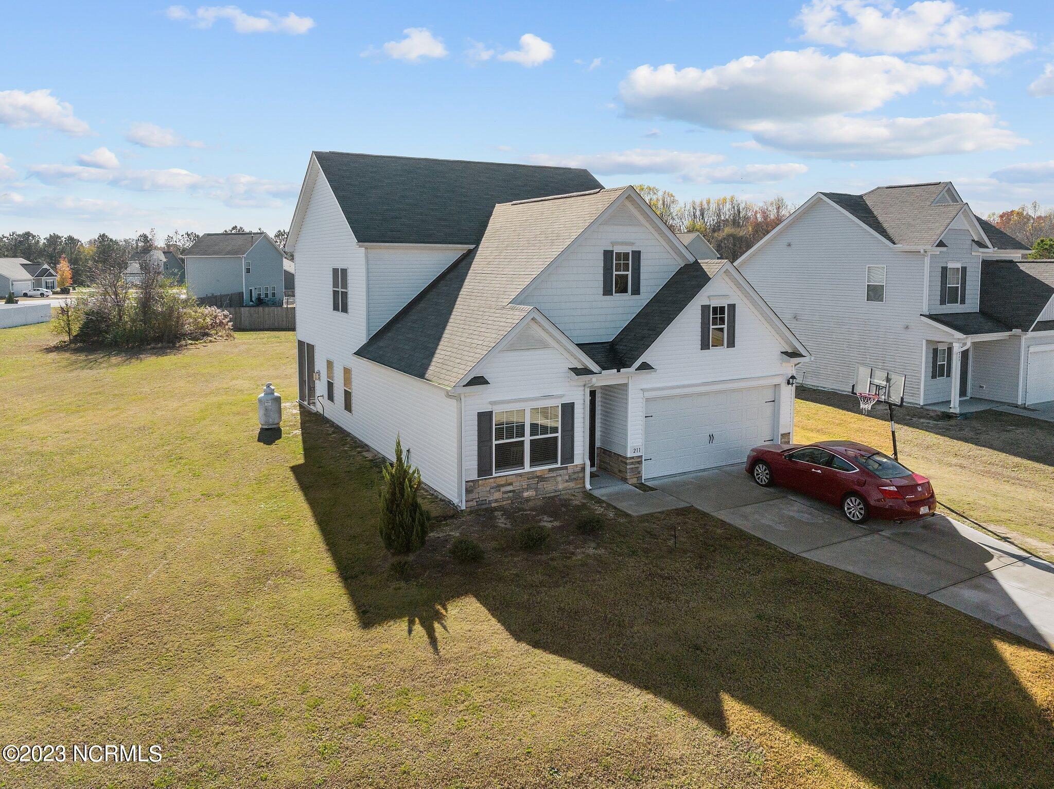 211 Timberline Oak Drive