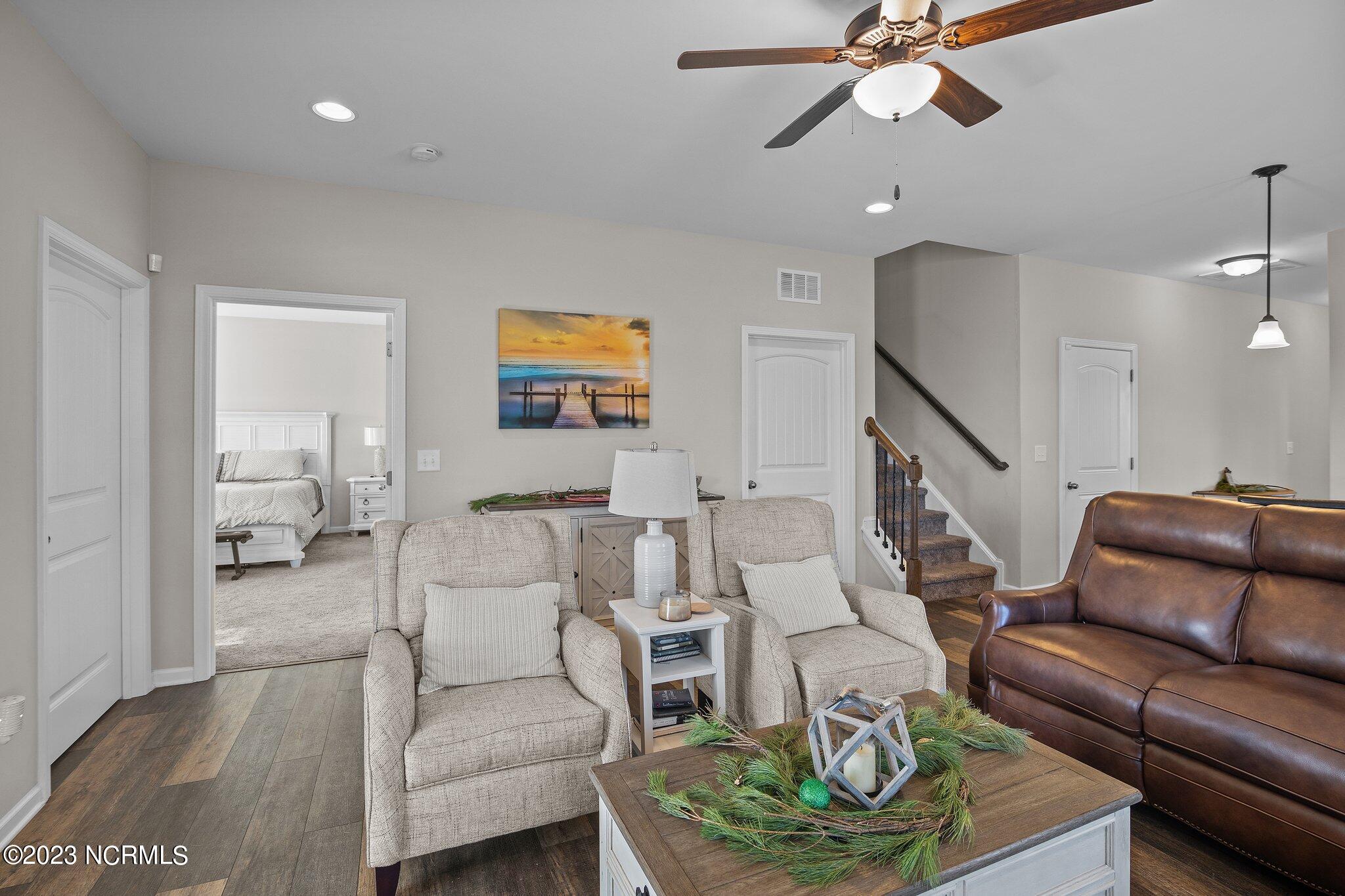 211 Timberline Oak Drive