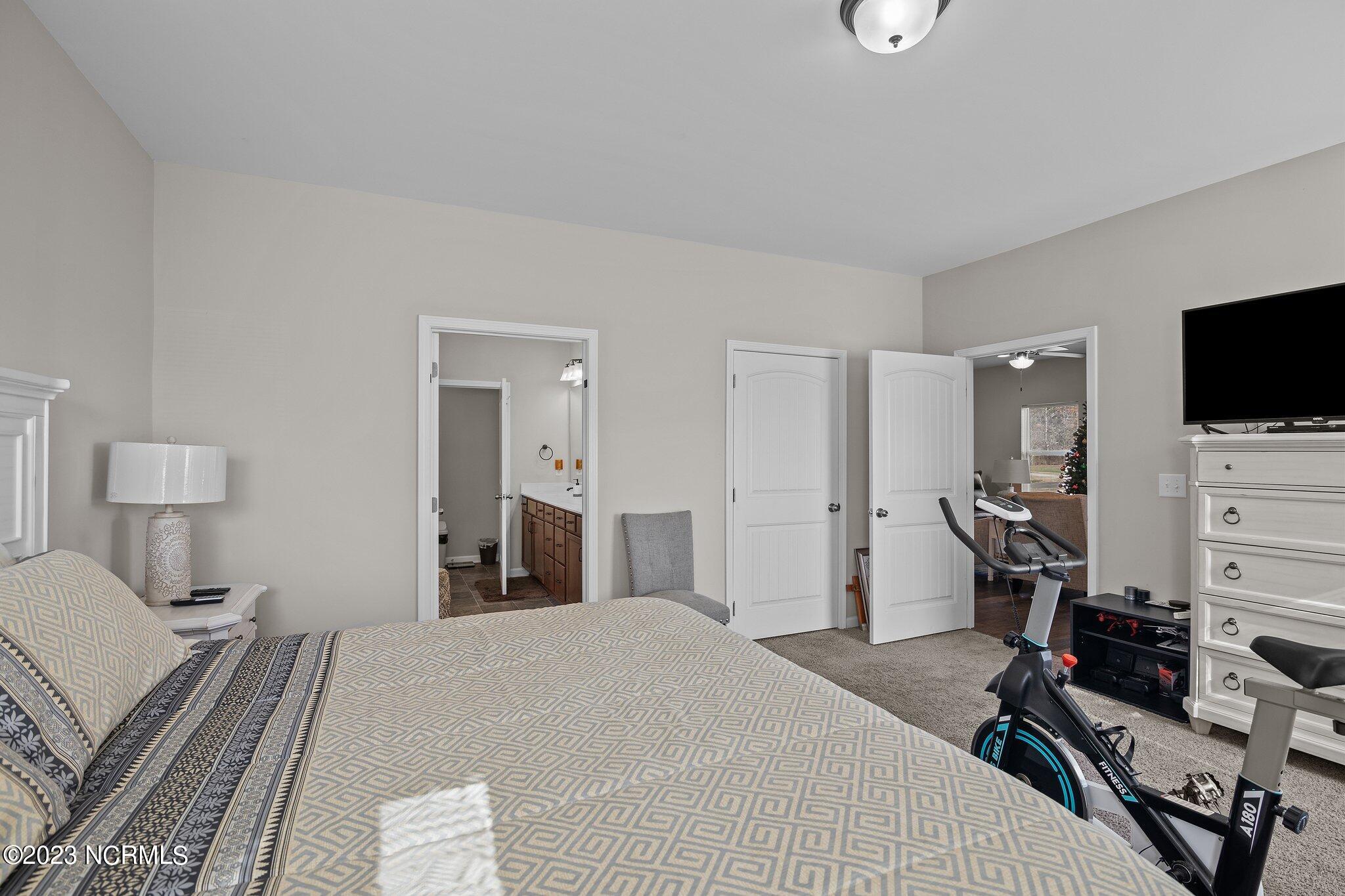 211 Timberline Oak Drive