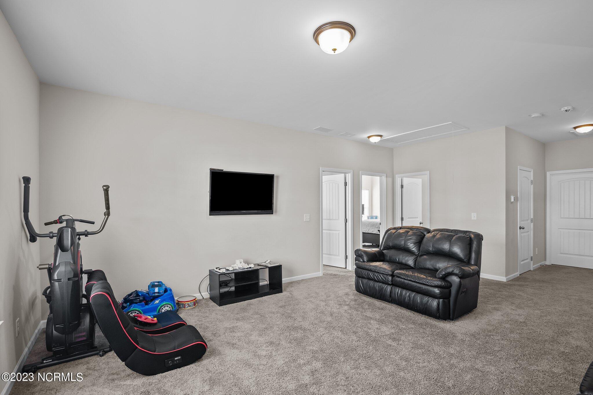 211 Timberline Oak Drive