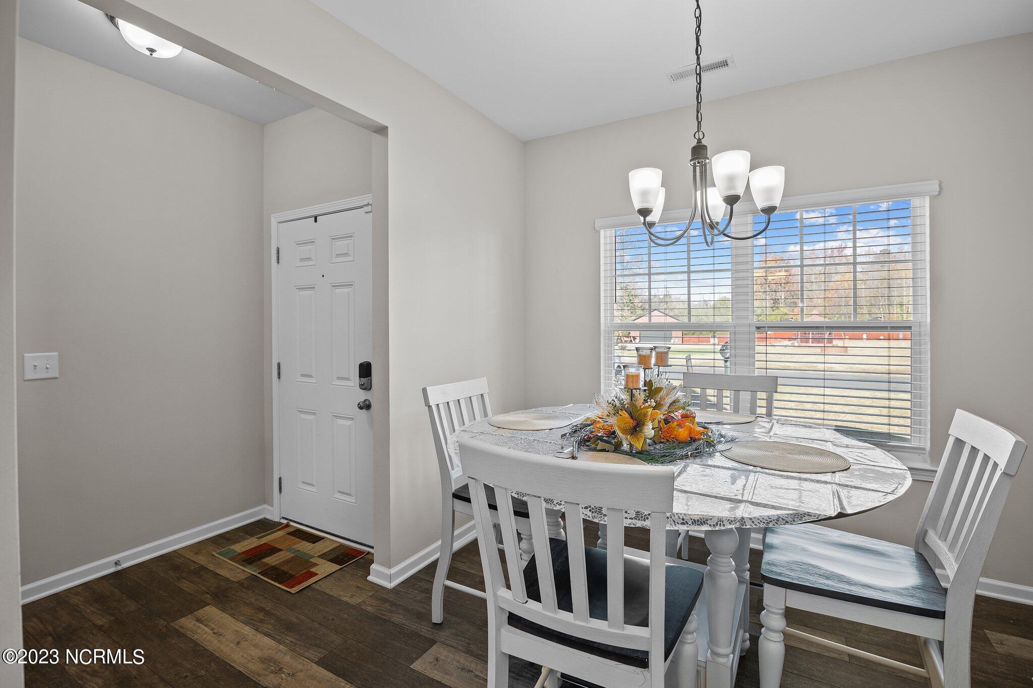 211 Timberline Oak Drive