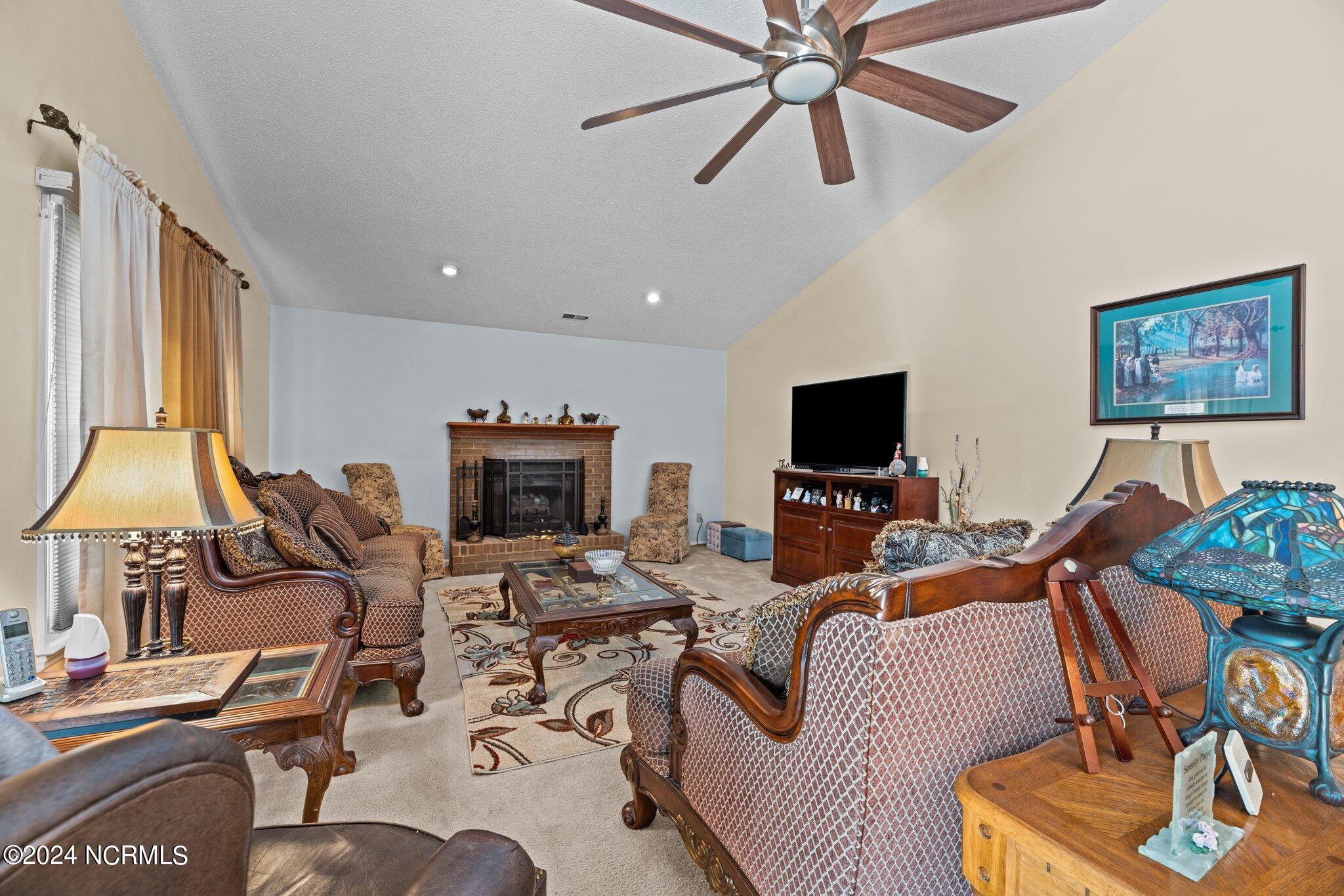 303 Forest Oaks Drive