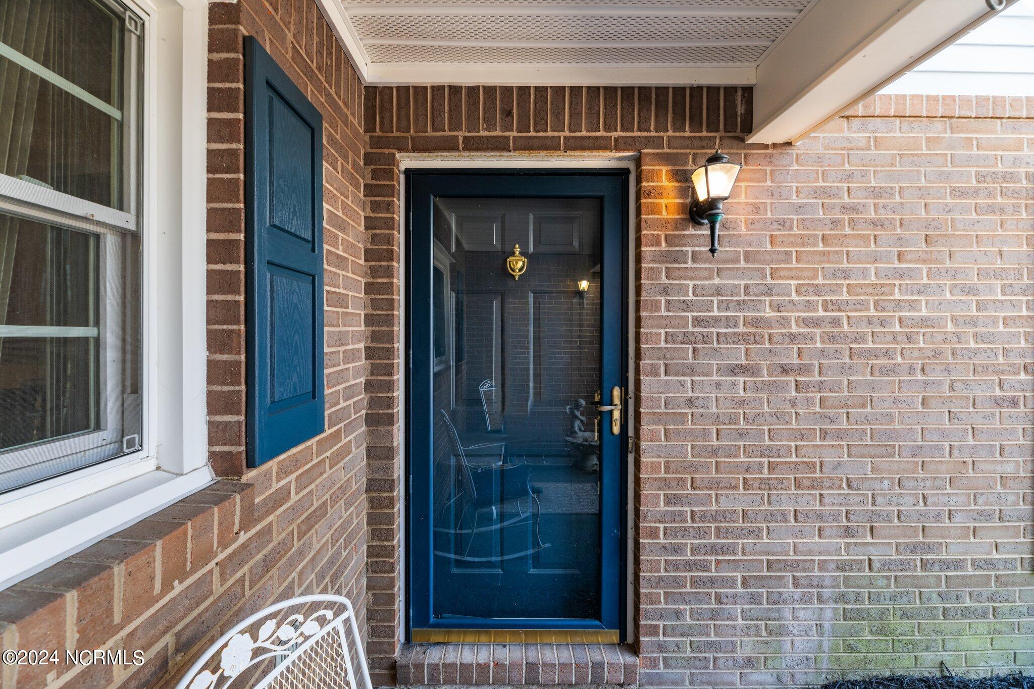 303 Forest Oaks Drive