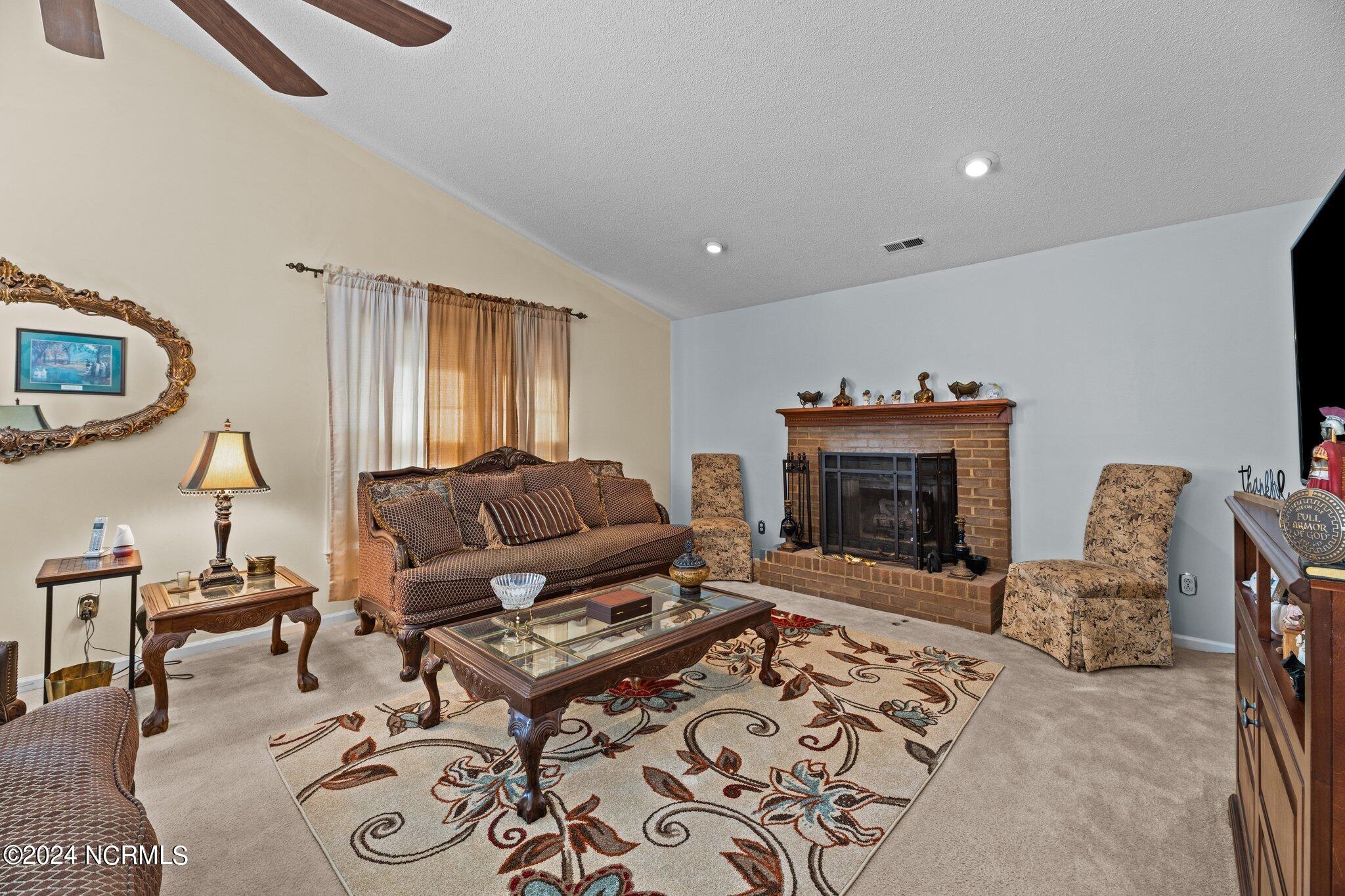 303 Forest Oaks Drive