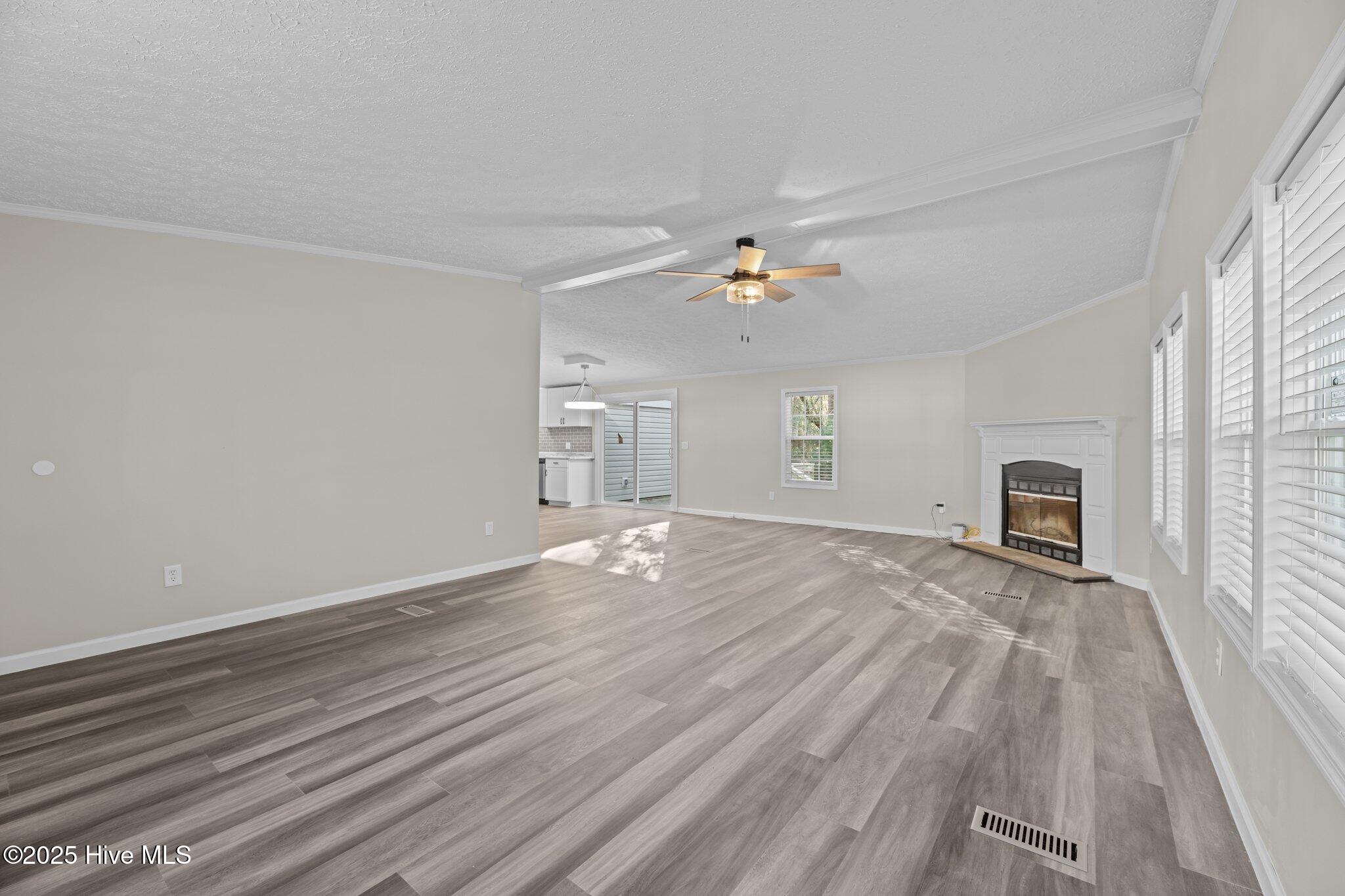 110 Sandy Lane