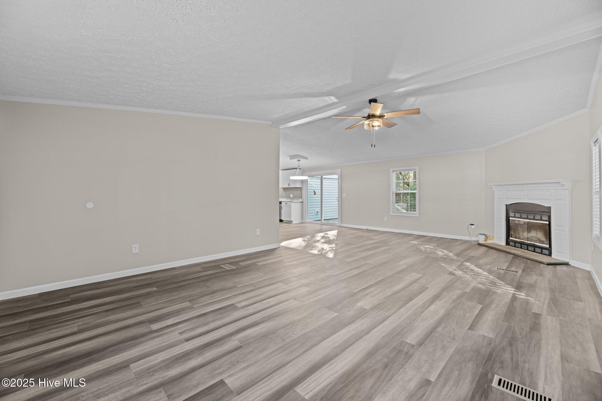 110 Sandy Lane