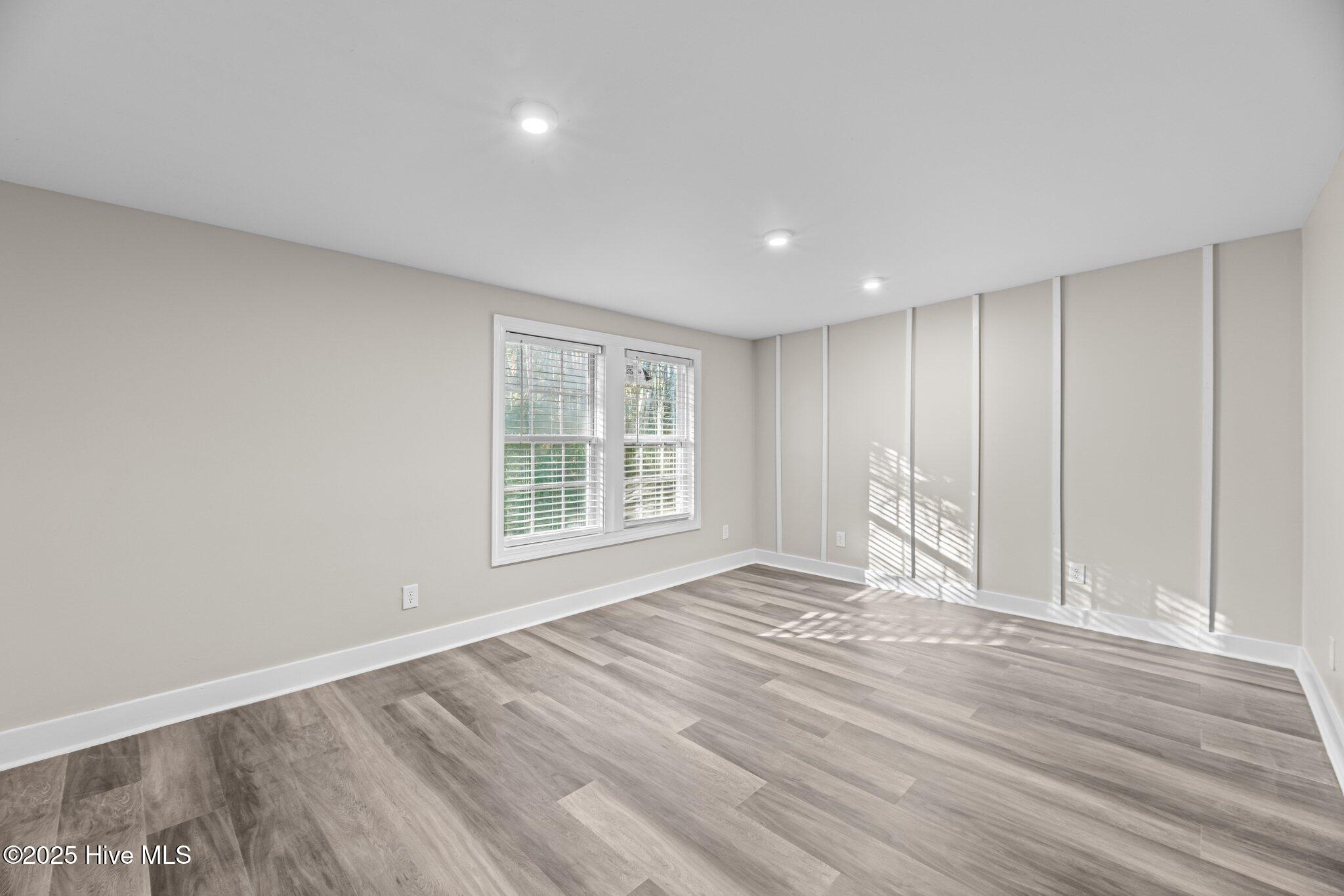 110 Sandy Lane