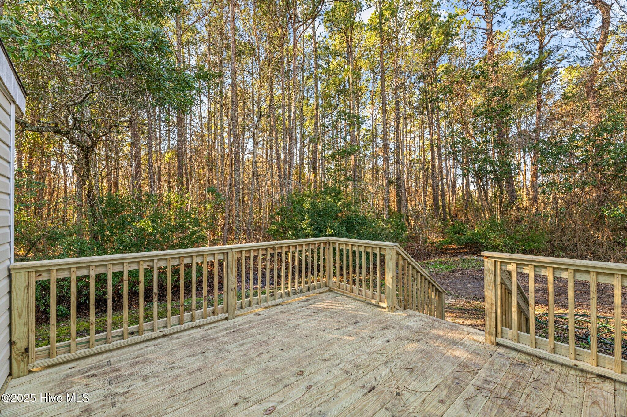 110 Sandy Lane