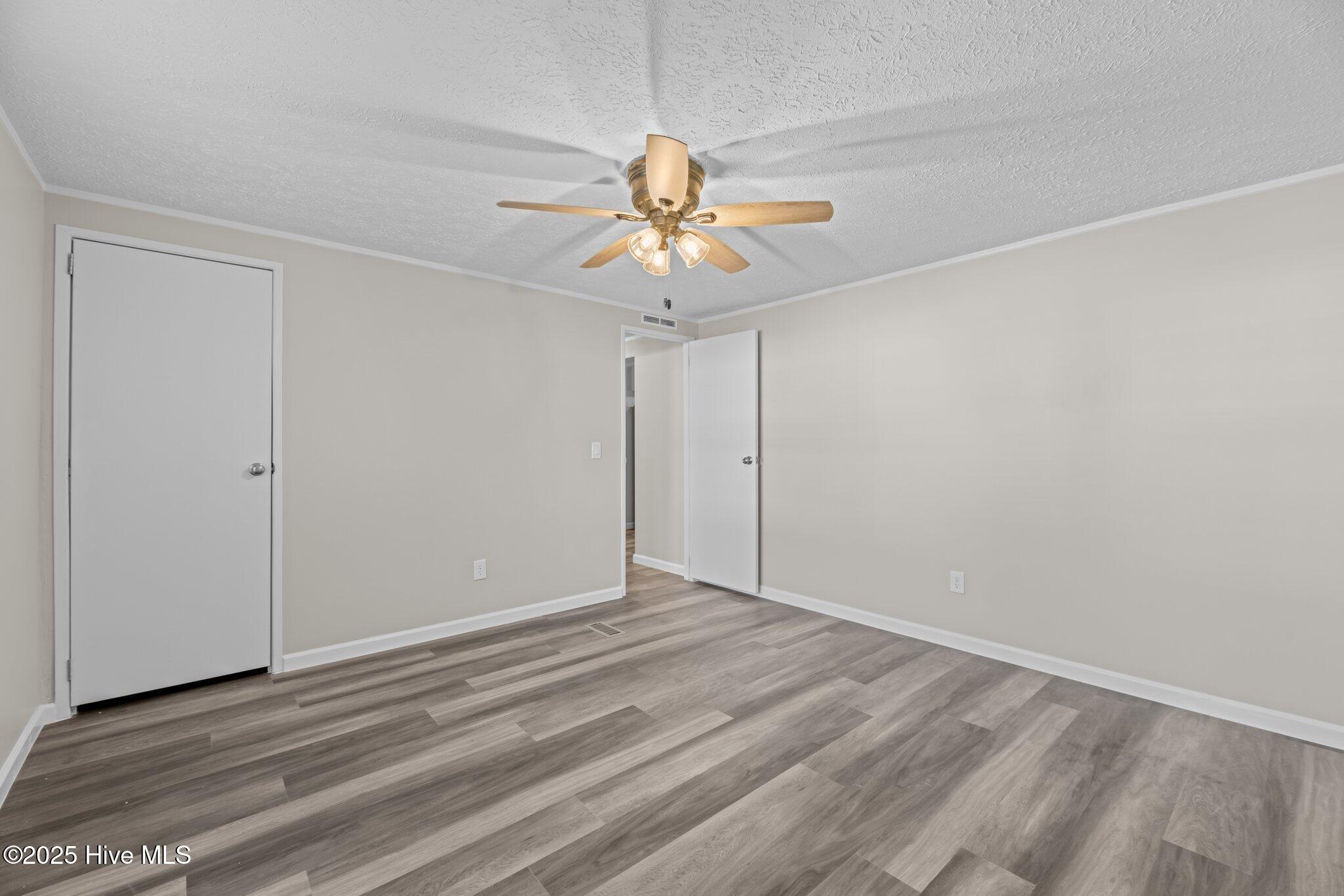 110 Sandy Lane