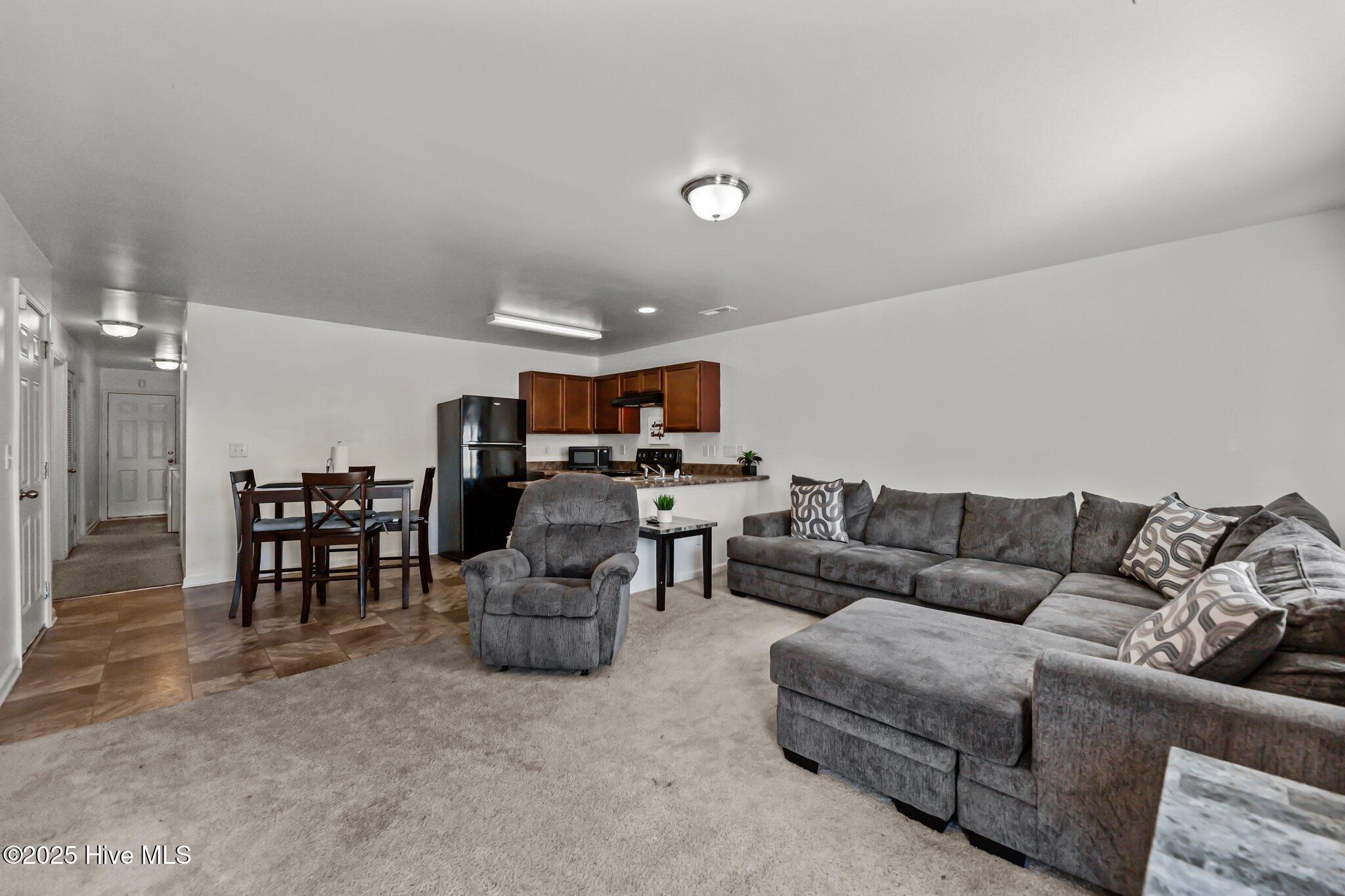 305 Academy Drive