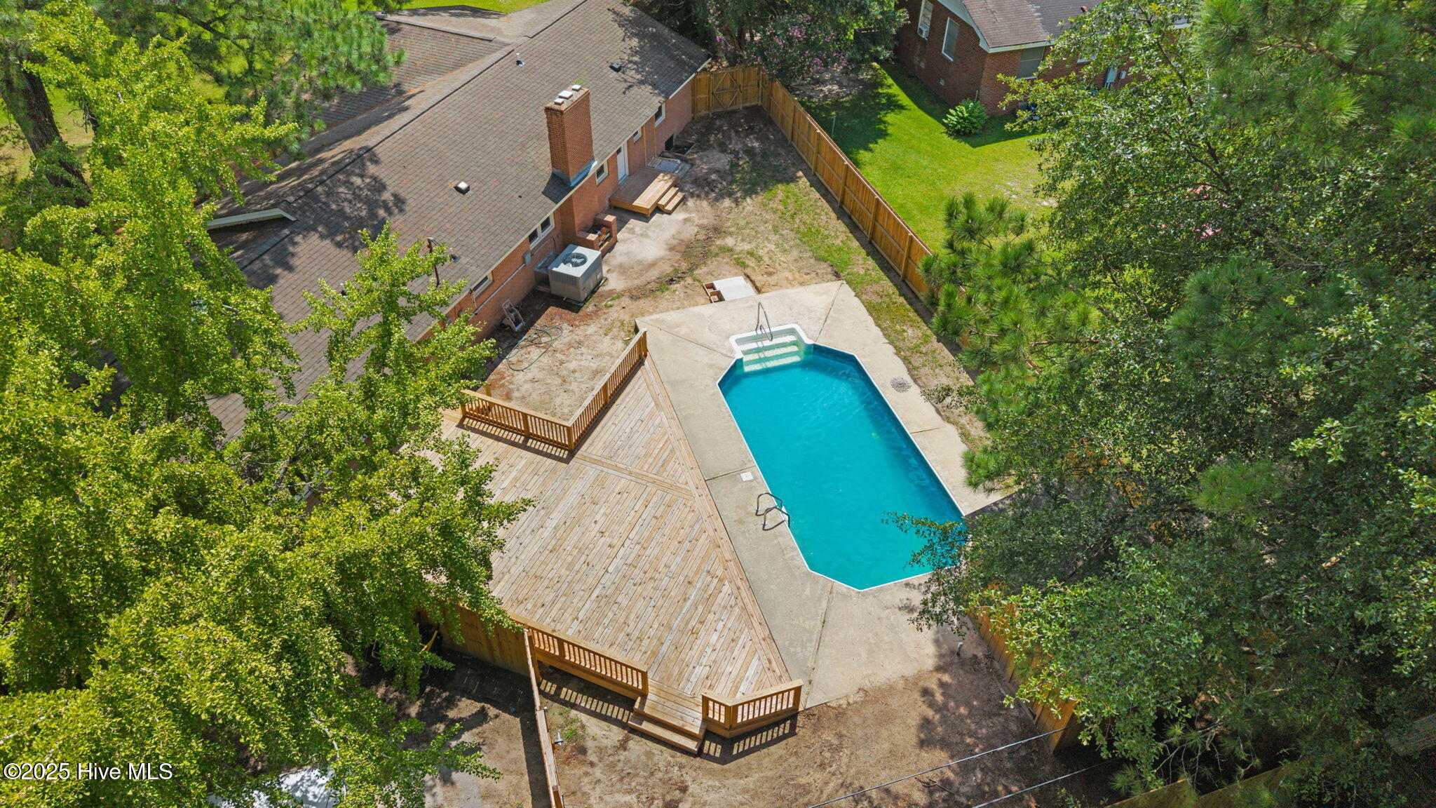 1413 Phillips Avenue