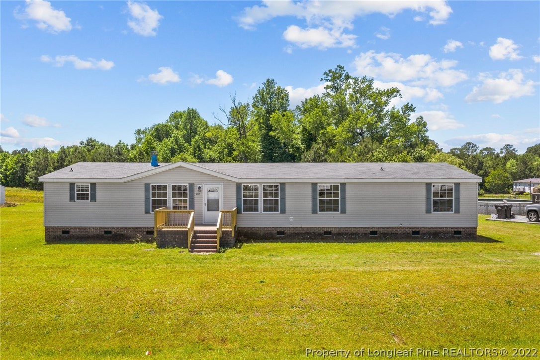 607 Autumn Winds Drive