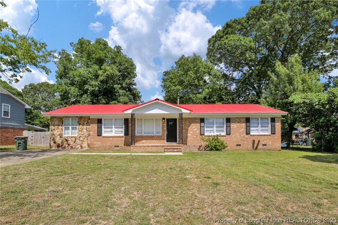 1233 Kienast Drive
