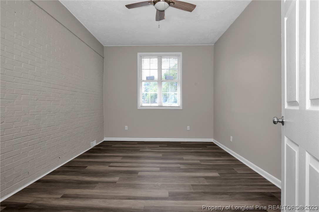 1233 Kienast Drive