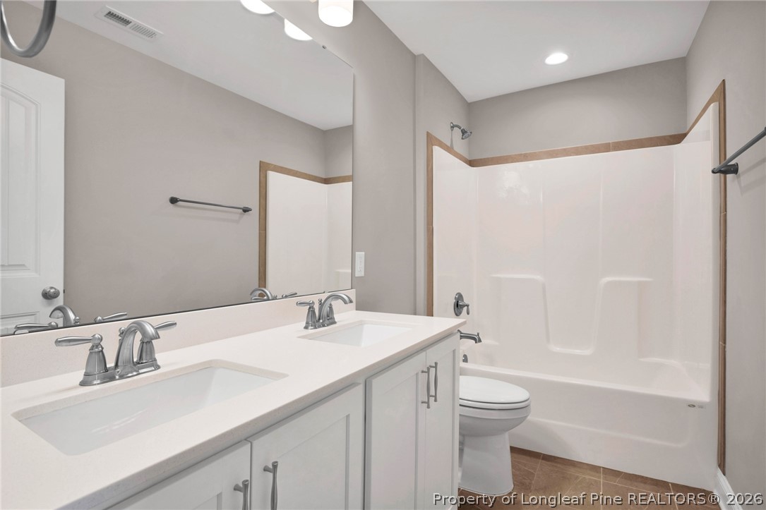 5444 Debut Avenue