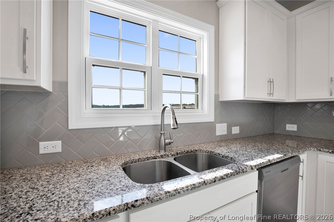5444 Debut Avenue
