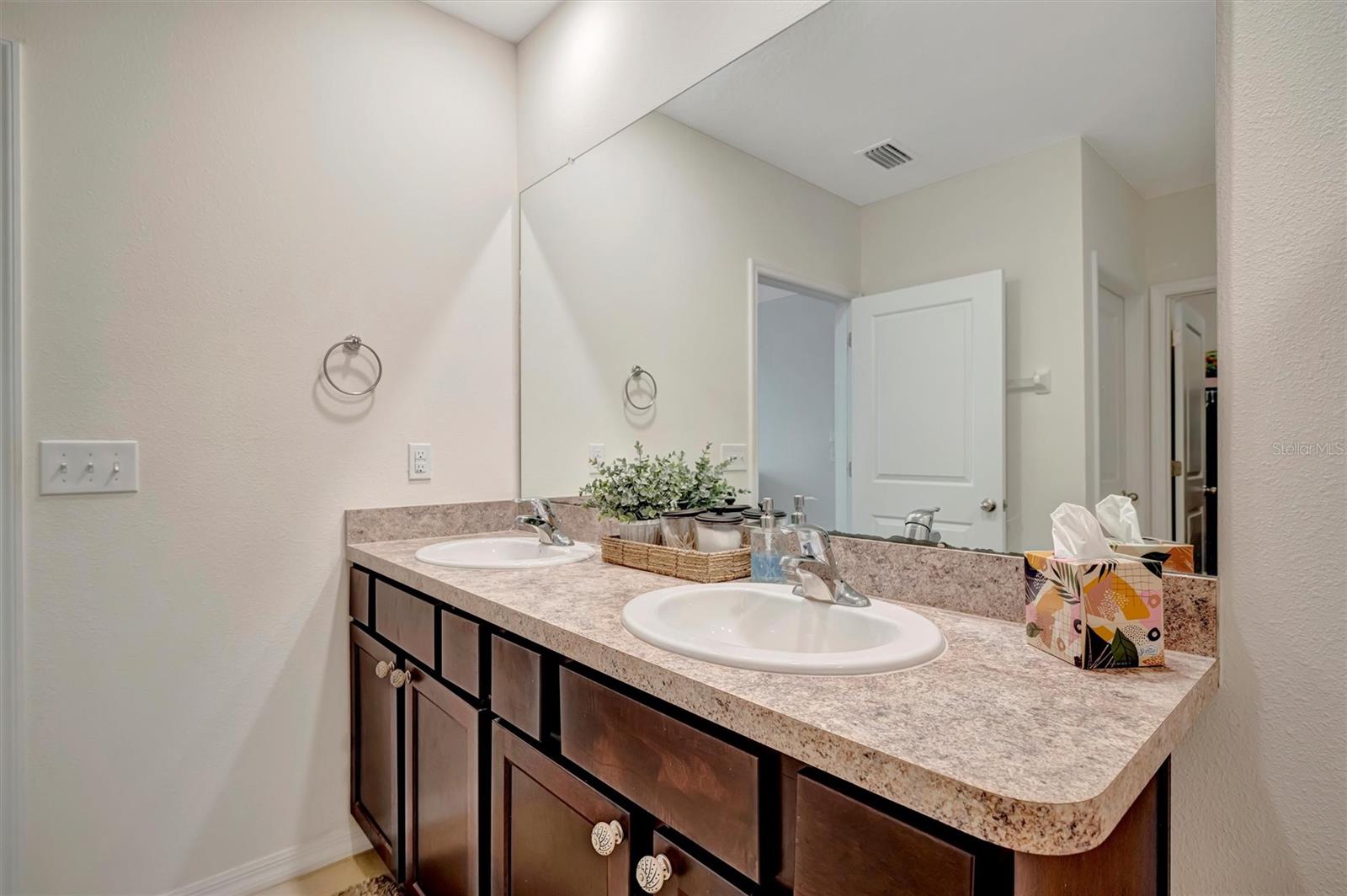 16341 LITTLE GARDEN DR