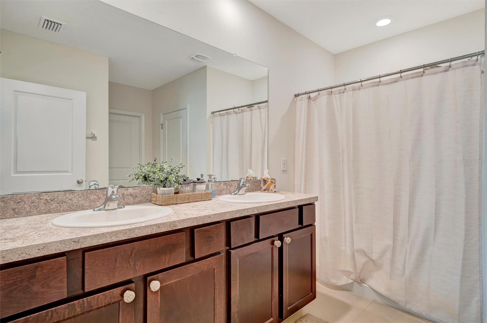 16341 LITTLE GARDEN DR