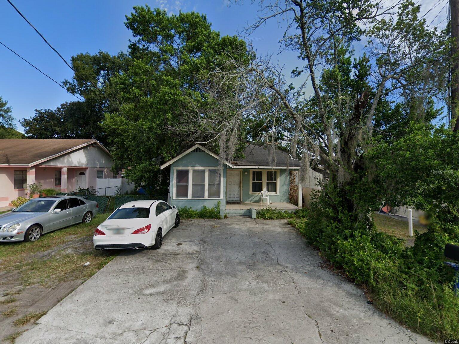 2505 AUBURN AVE W