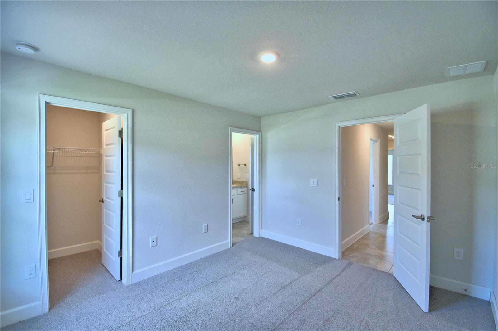 5431 KNIGHTS LANDING DR